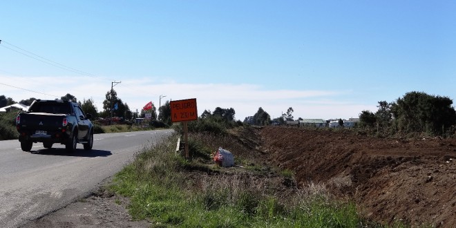 Ruta 5 sur emplazada en Dalcahue recibe trabajos para ser mejorada