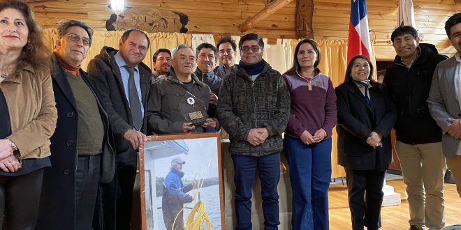 POR EL DIA DEL PATRIMONIO, EN DALCAHUE RECONOCEN APORTE DE PESCADORES