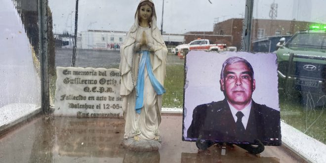 CON CEREMONIA EN DALCAHUE CONMEMORAN EL «DÍA DEL MÁRTIR» DE CARABINEROS