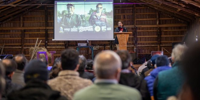 Dalcahue celebró con emoción el Día de la Campesina y el Campesino, rindiendo homenaje a quienes cultivan nuestra identidad y nuestra tierra