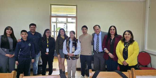 Niños y niñas de Dalcahue exponen ante el Concejo Municipal sus propuestas para una comuna más inclusiva y participativa
