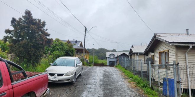 Municipalidad de Dalcahue impulsa pavimentación de pasajes El Estero y El Pincoy con inversión de casi 54 millones de pesos