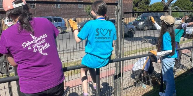 37 estudiantes universitarios llegaron a la comuna para transformar jardines infantiles en Butalcura y Los Angelitos de Dalcahue
