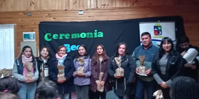 Municipalidad de Dalcahue aumenta presupuesto de becas y abre postulaciones para apoyar a estudiantes de la comuna