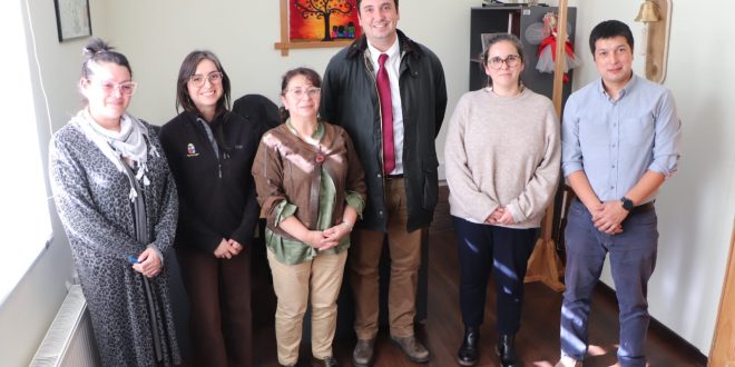 Dalcahue impulsa gestión habitacional tras reunión con seremi de Vivienda