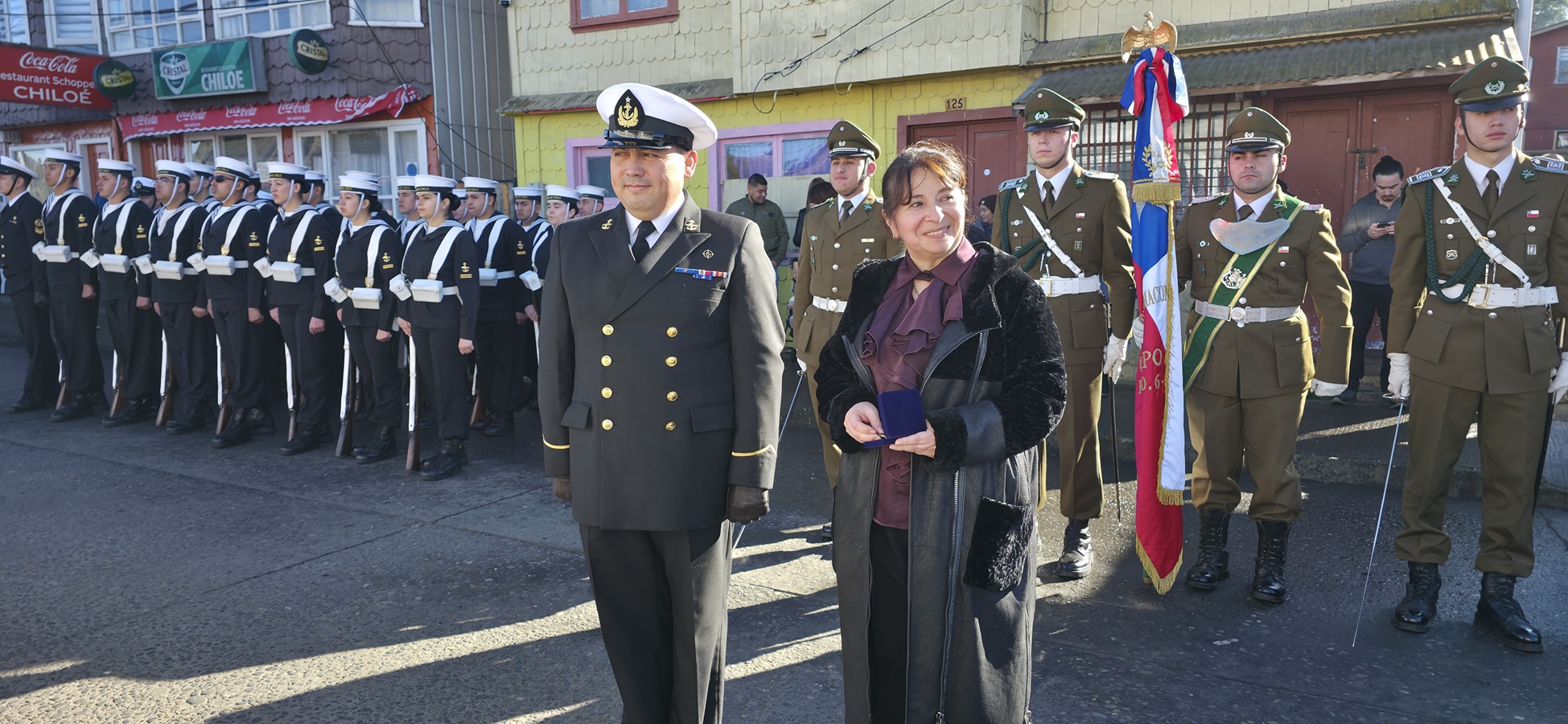 Dalcahue reconoció labor de Suboficial Mayor Luis Jeldres en aniversario de las Glorias Navales