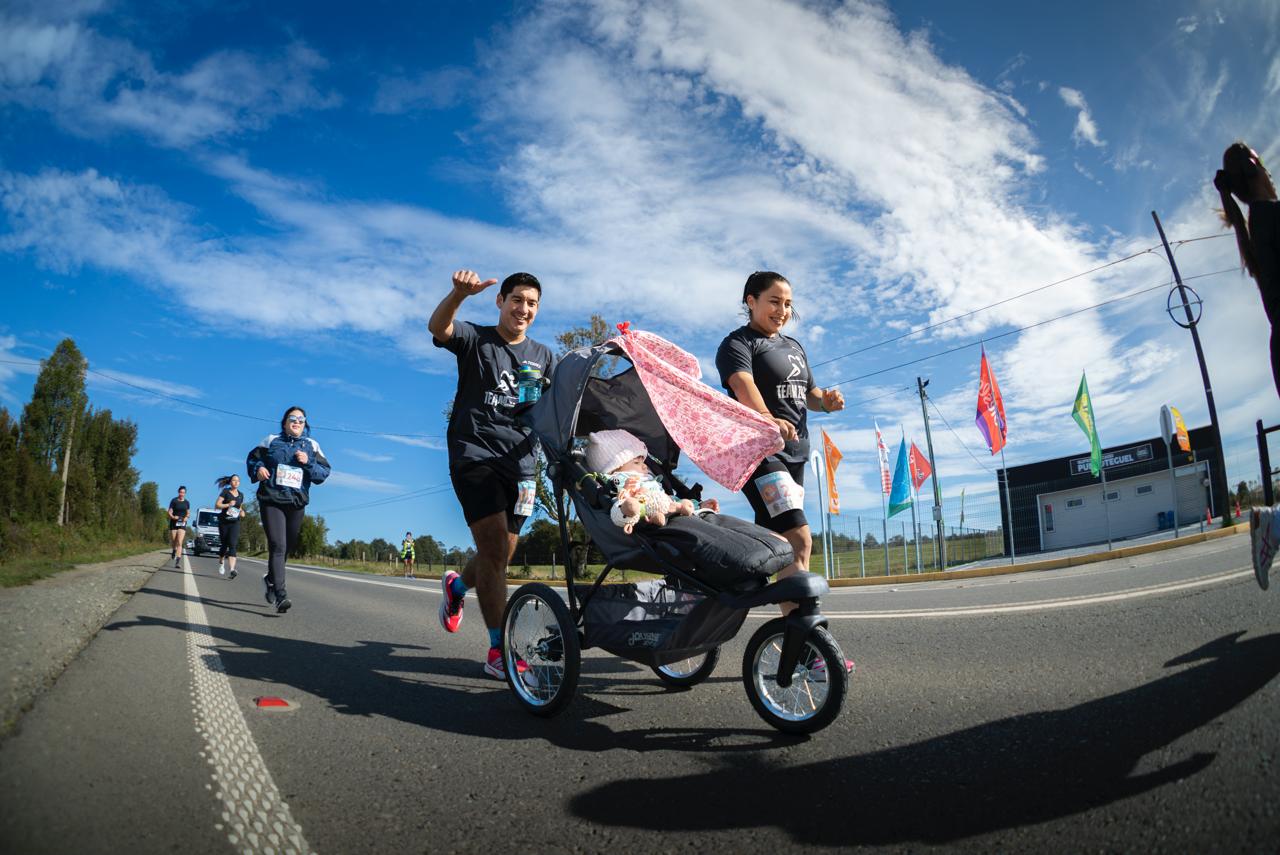 Familias y mascotas se toman la Corrida por la Prevención