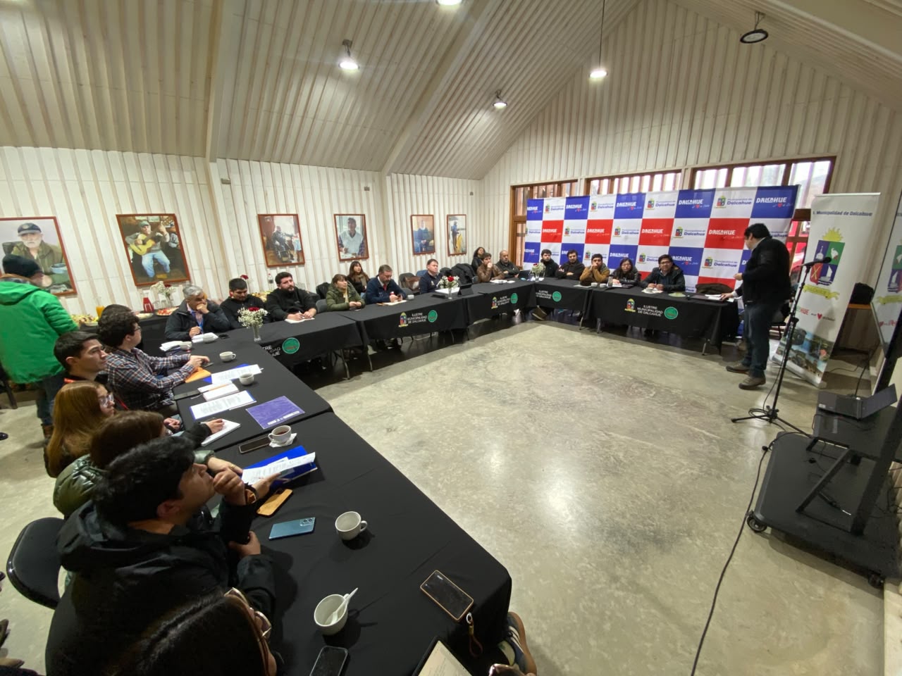 Dalcahue reúne a las diez comunas para fortalecer la gestión de residuos en Chiloé