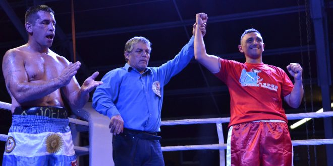 boxeo internacional en el gimnasio fiscal (sebas) (1)